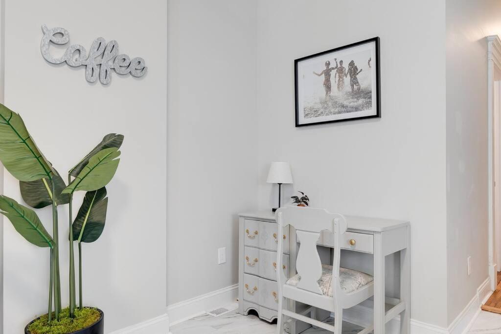 E1 Centrally Located In Carytown Fully Fenced Richmond Buitenkant foto